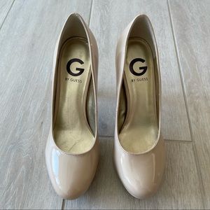 Guess nude platform pumps heels